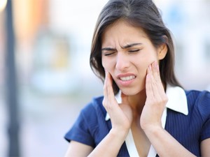 ¿Qué es el bruxismo o rechinamiento de los dientes y cómo afecta a tu salud bucodental?